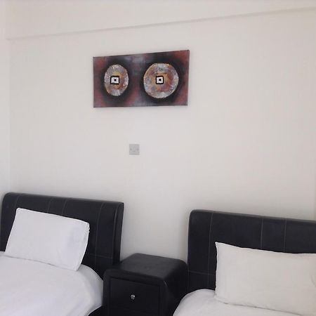 Adriana Holiday Resort Paphos 外观 照片