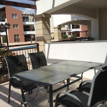 Adriana Holiday Resort Paphos 外观 照片