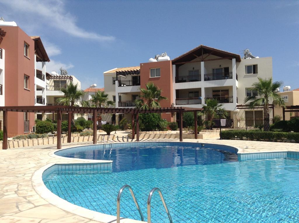 Adriana Holiday Resort Paphos 外观 照片