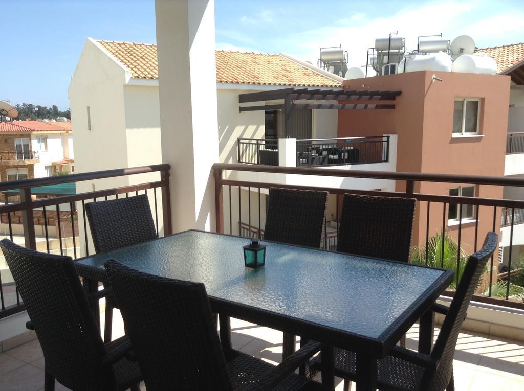 Adriana Holiday Resort Paphos 客房 照片