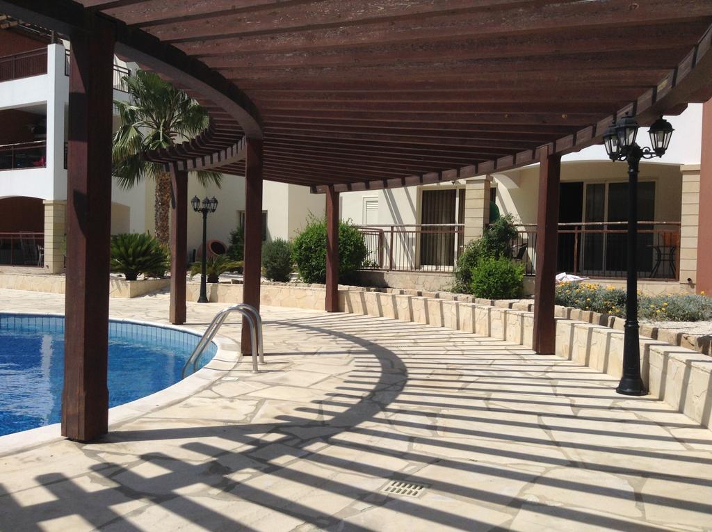 Adriana Holiday Resort Paphos 外观 照片