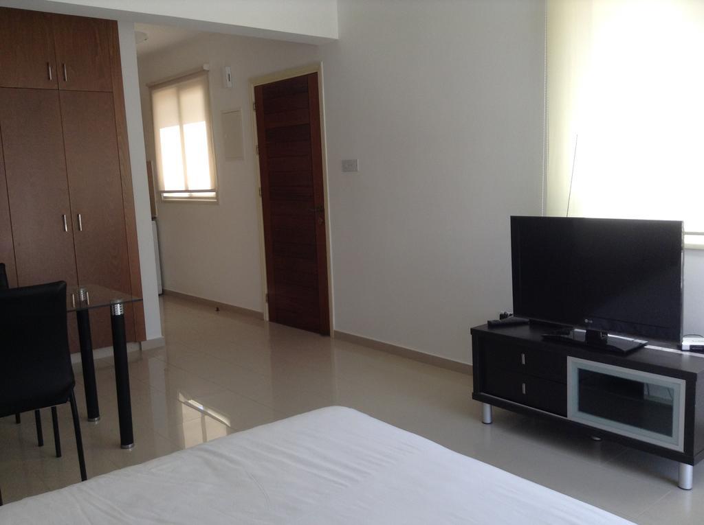 Adriana Holiday Resort Paphos 客房 照片
