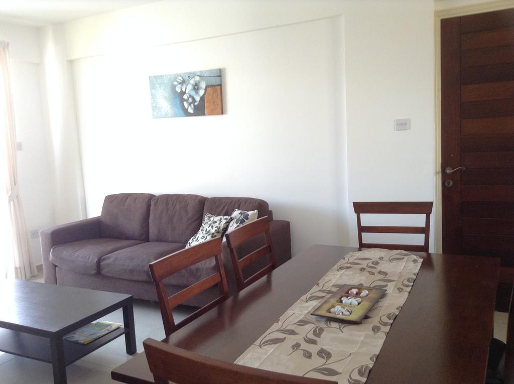 Adriana Holiday Resort Paphos 外观 照片