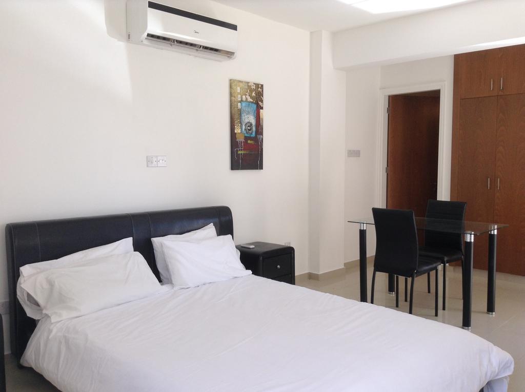 Adriana Holiday Resort Paphos 客房 照片