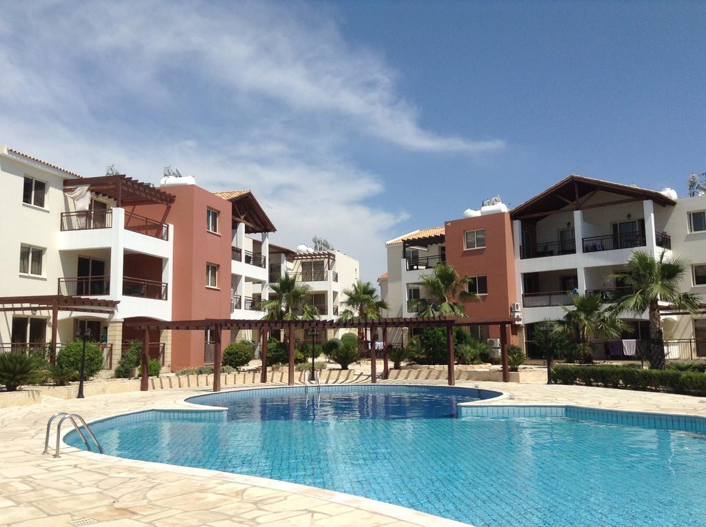 Adriana Holiday Resort Paphos 外观 照片