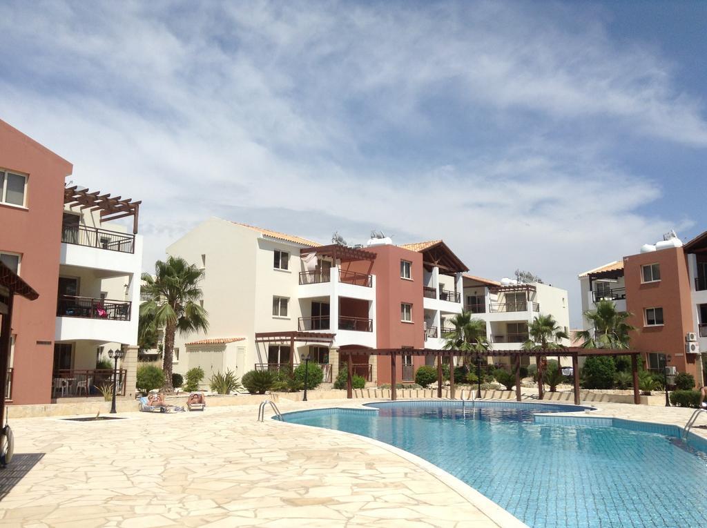 Adriana Holiday Resort Paphos 外观 照片