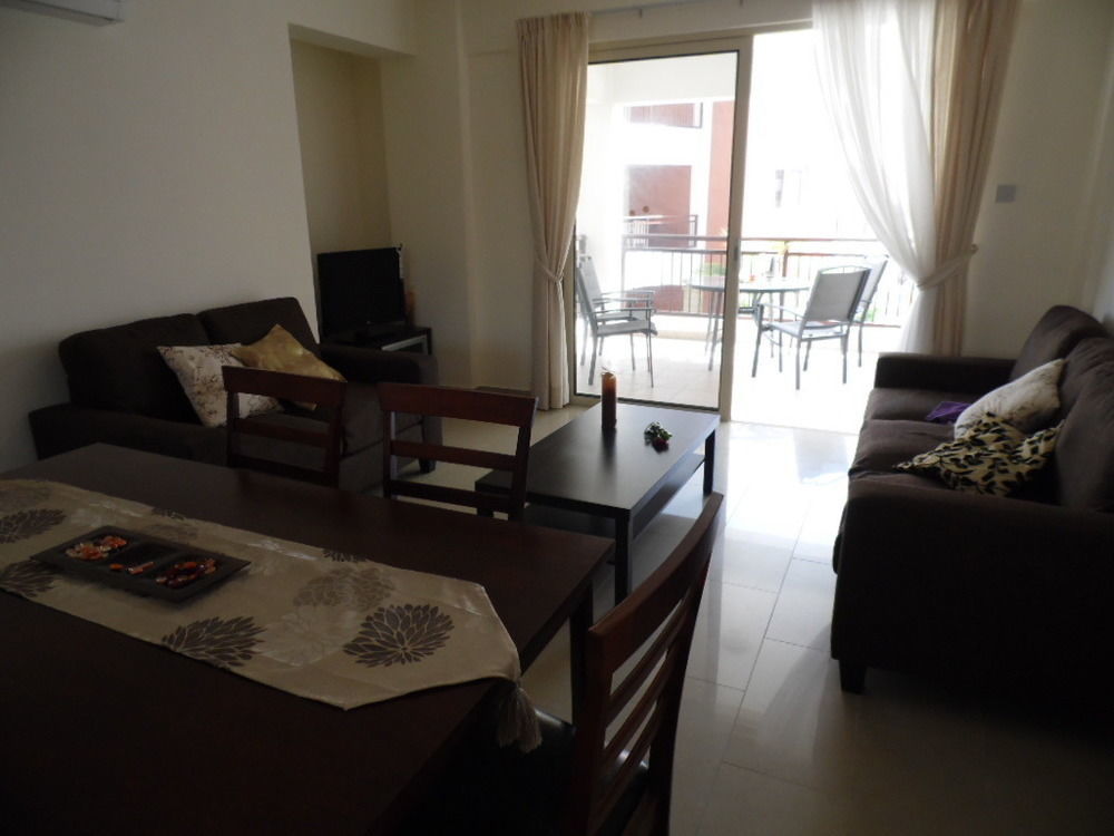 Adriana Holiday Resort Paphos 外观 照片